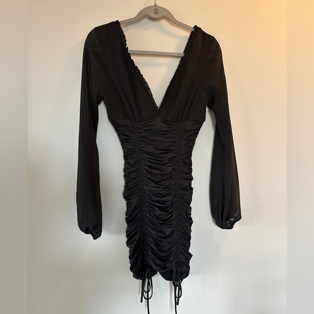 Tiger mist Elegant Black long sleeve Ruched Dress| size xs